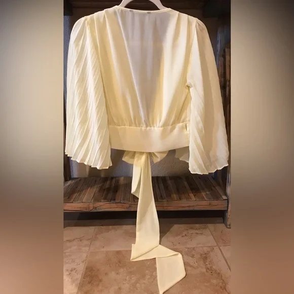 Accordion Bell Sleeve Deep V Multi Bow Tie Crop Warp Chiffon Blouse (S) - Picture 3 of 10